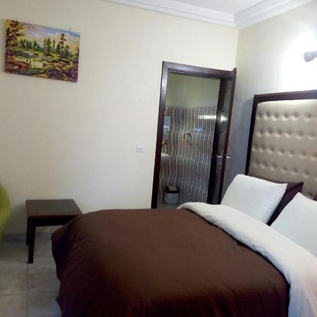 Hotel Saphir Abidjan Kültér fotó