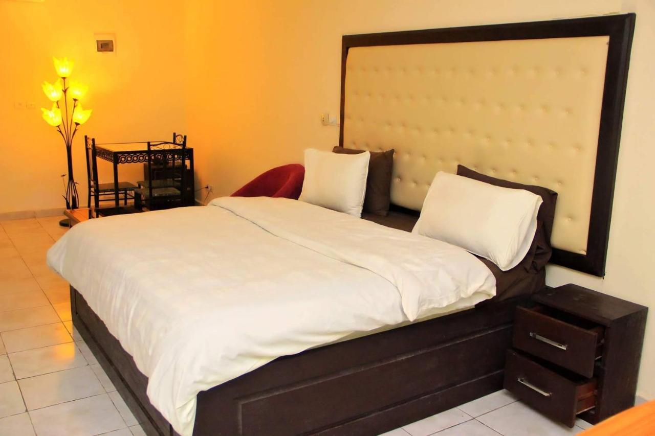 Hotel Saphir Abidjan Kültér fotó