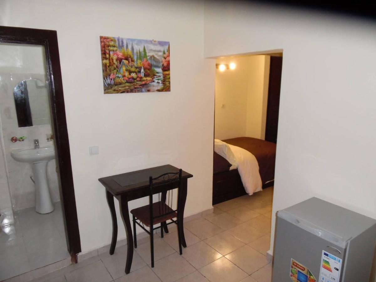 Hotel Saphir Abidjan Kültér fotó