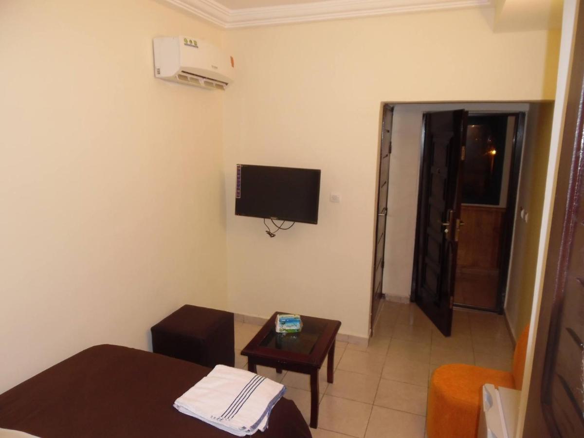 Hotel Saphir Abidjan Kültér fotó