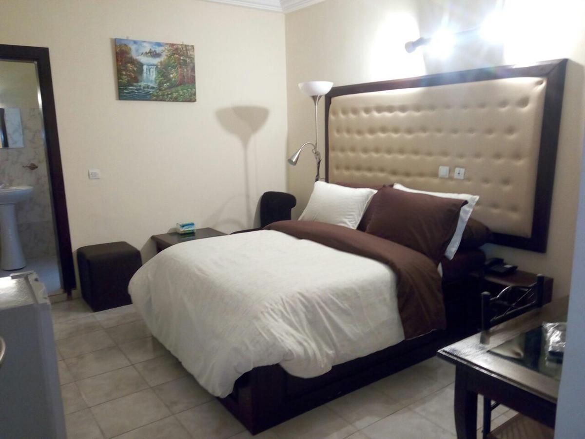 Hotel Saphir Abidjan Kültér fotó