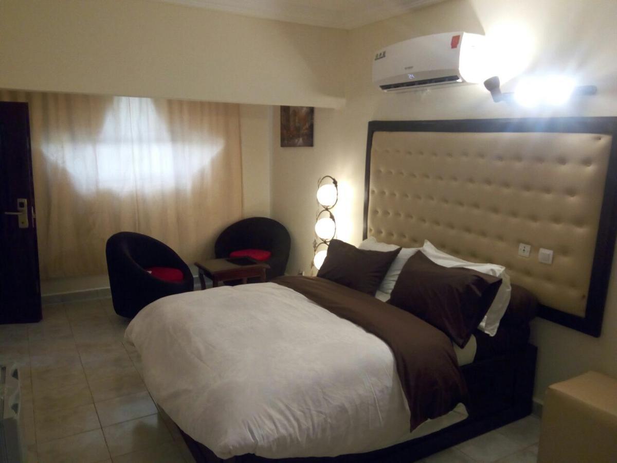 Hotel Saphir Abidjan Kültér fotó