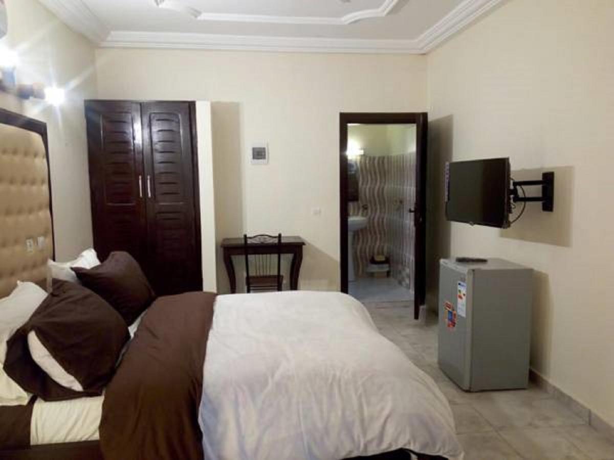 Hotel Saphir Abidjan Kültér fotó