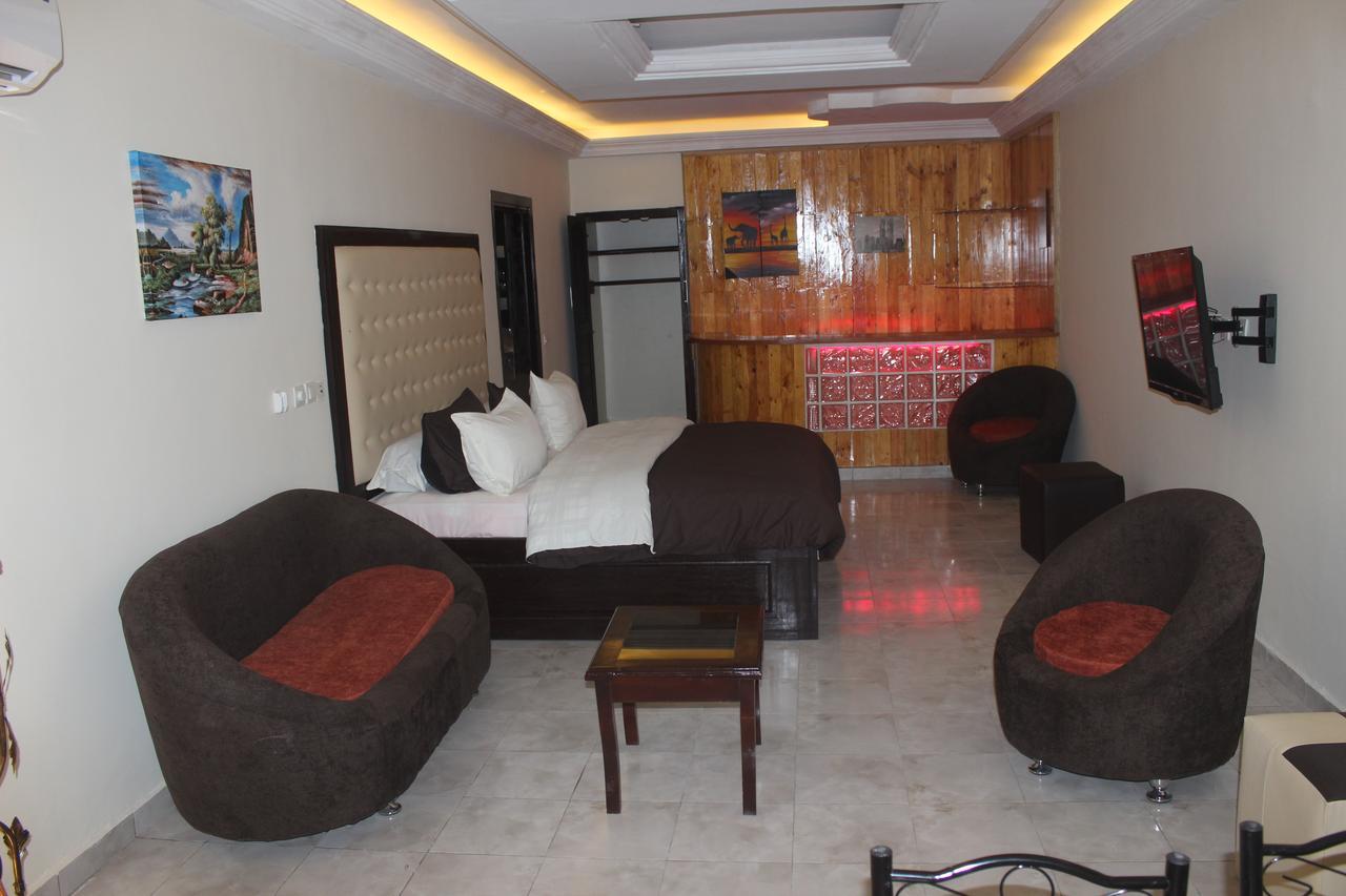 Hotel Saphir Abidjan Kültér fotó