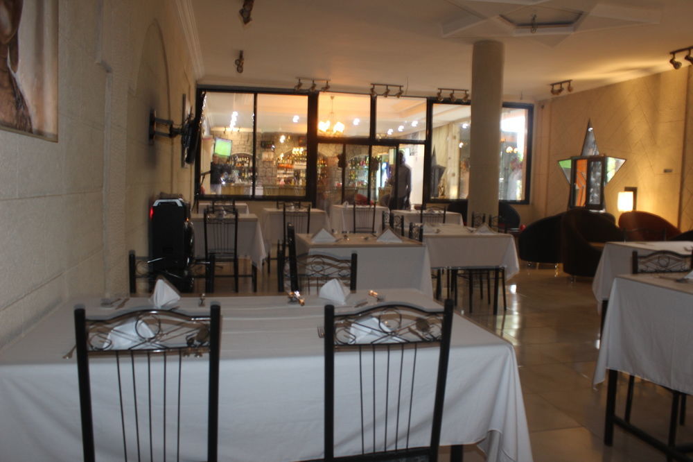 Hotel Saphir Abidjan Kültér fotó
